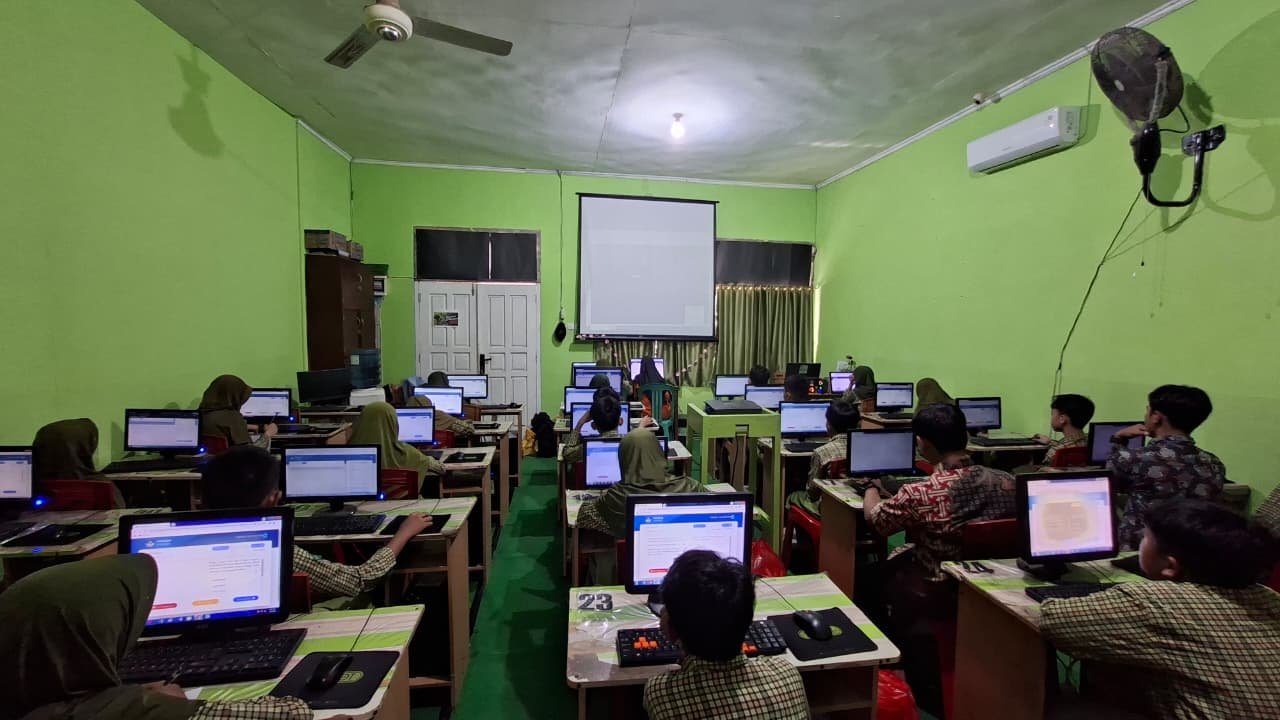 Pembelajaran Komputer MIN 6 Bandar Lampung